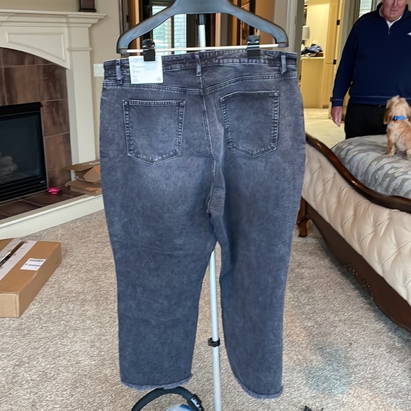 Loft Jeans - Picture 7 of 11